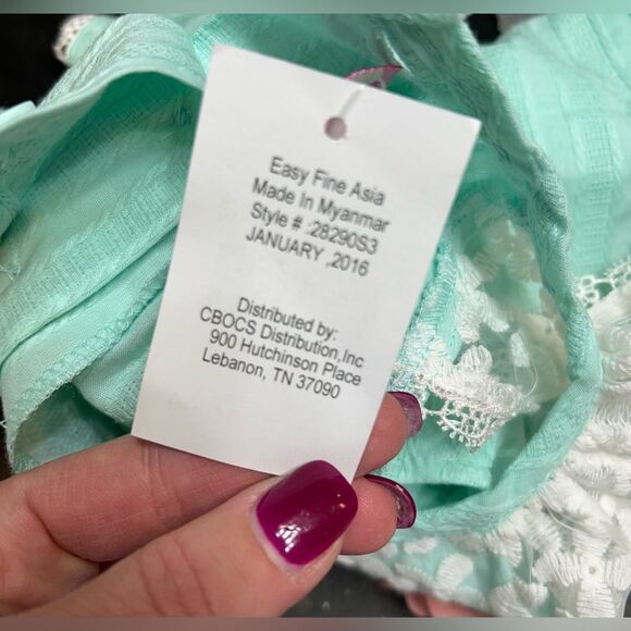 Good Lad Lace Romper - Picture 6 of 7